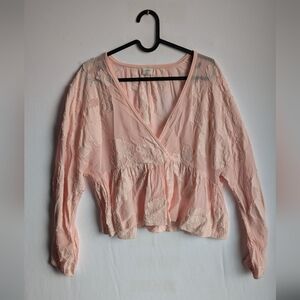 Aritzia peplum blouse size M semi-sheer textured blush pink v neck cropped